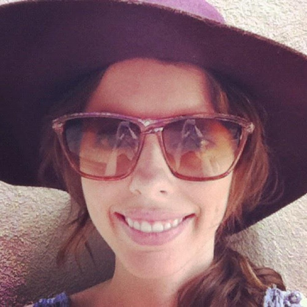 Meet your Posher, Laurel